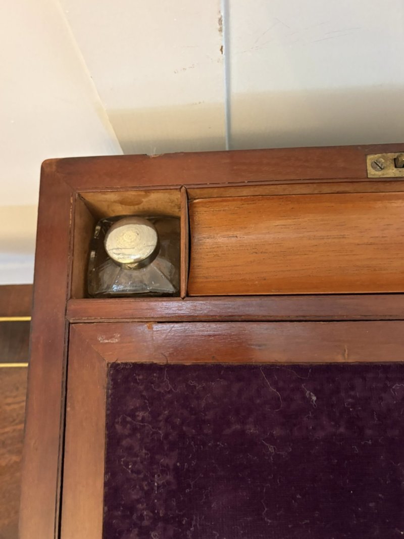 Antique Victorian Mahogany Brass Bound Writing Box - Image 5